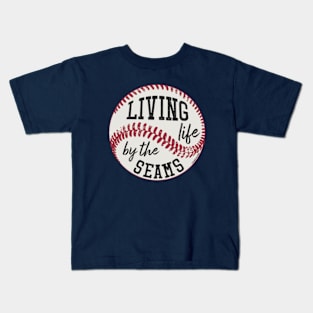 Living Life by the Seams - © Graphic Love Shop Kids T-Shirt